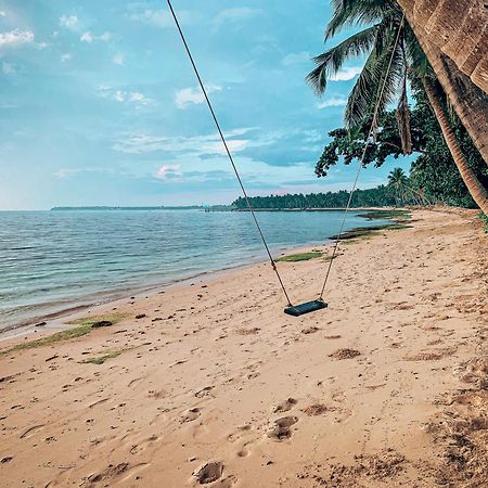 Shakabrah'S Beachfront Kubo جنرال لونا المظهر الخارجي الصورة