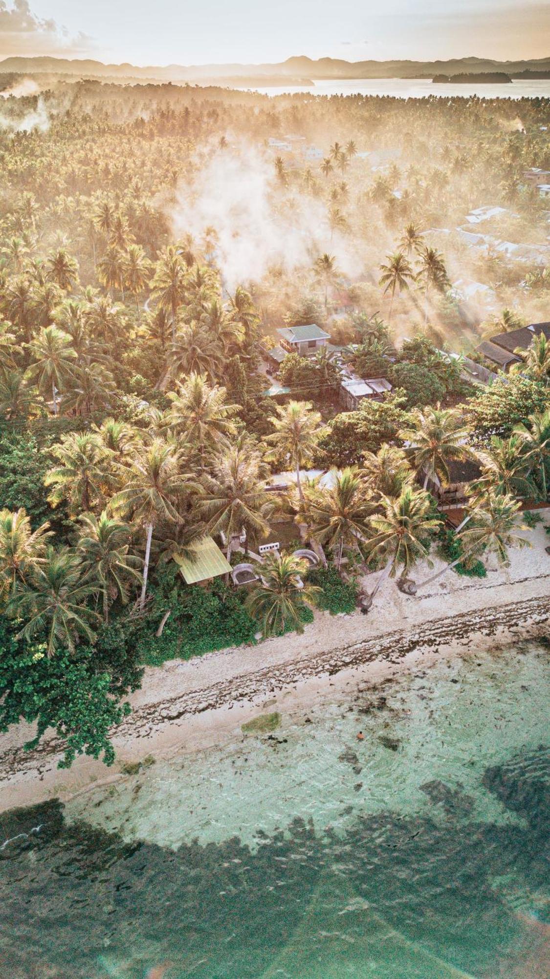 Shakabrah'S Beachfront Kubo جنرال لونا المظهر الخارجي الصورة