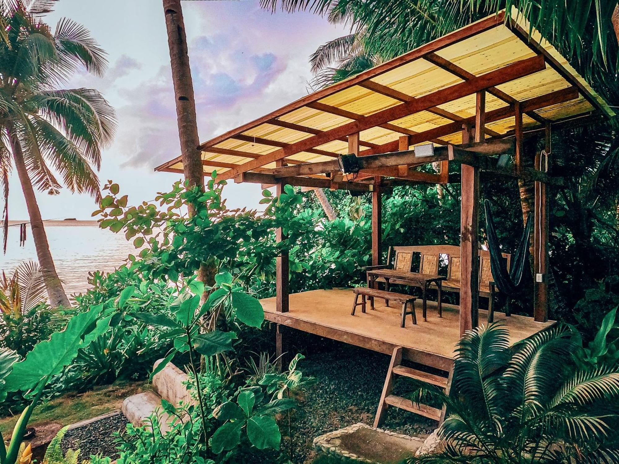 Shakabrah'S Beachfront Kubo جنرال لونا المظهر الخارجي الصورة